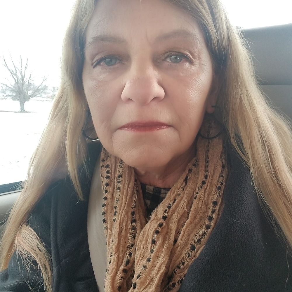 Meet your Posher, Veronica